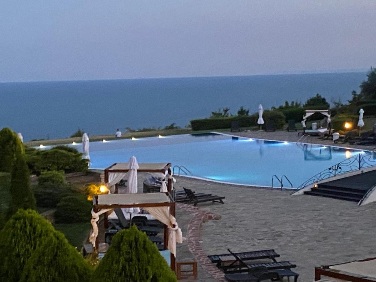 Kaliakria Infinity Pool Apartment Topola Bagian luar foto